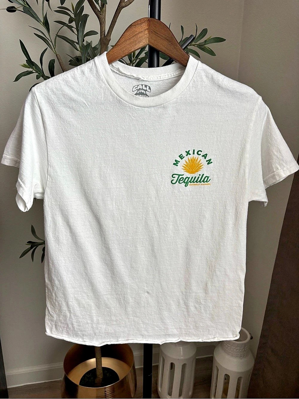 Graphic Tequila Tee White Size Small